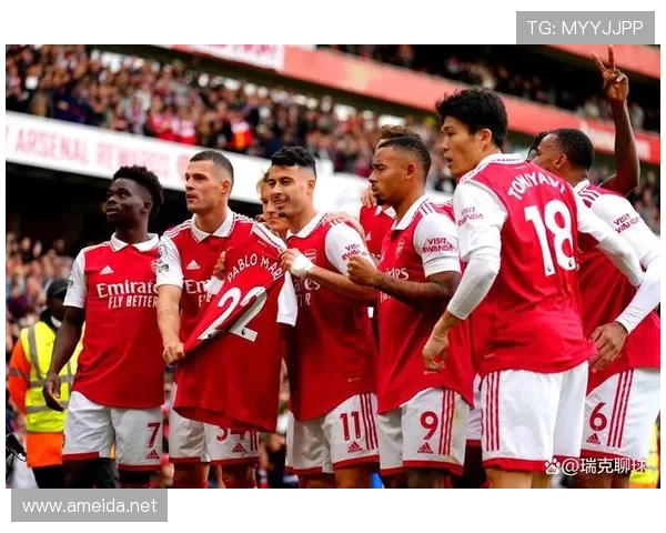 阿森纳球迷热情涌动，Saka表现稳健引发支持狂潮