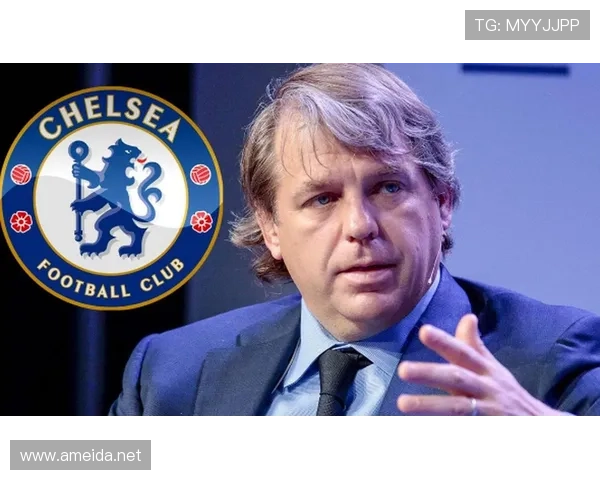 奥斯梅恩生涯路径解析:从尼日利亚新星到意甲顶级中锋的跃迁