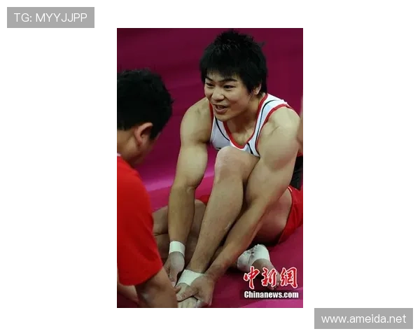 刘翔赛场上风驰电掣，家里却被宠成二百斤大胖猫了？